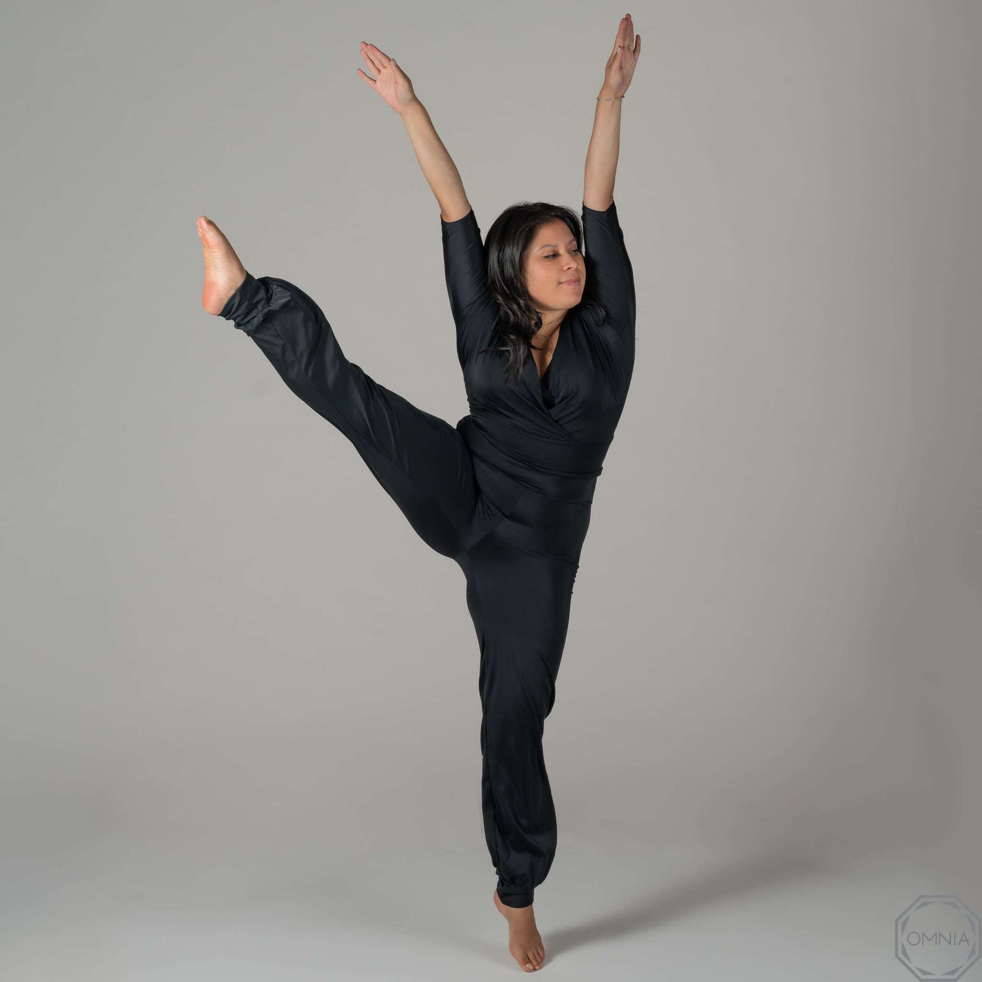 QUARTZ Cuffed Genie Pant